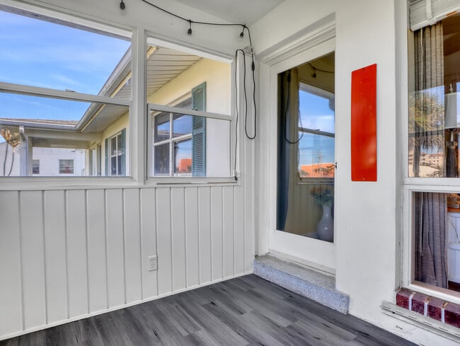 Building Photo - 2186 Jimmy Buffett Mem Hwy