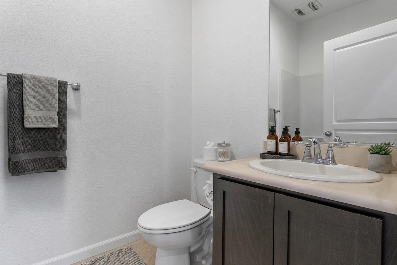 Building Photo - 144 Atherton Loop