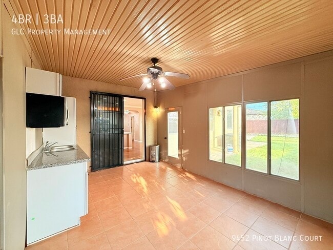 Building Photo - 9452 Pinot Blanc Ct