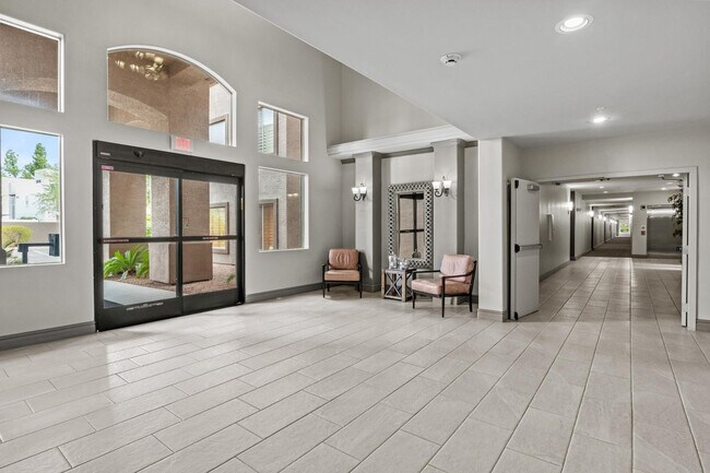 Building Photo - 14000 N 94th St