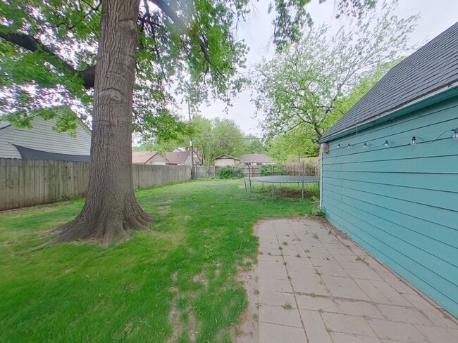 Building Photo - 267 N Minnesota St