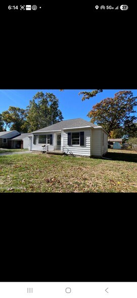 Building Photo - 3331 Van Fleet Pky