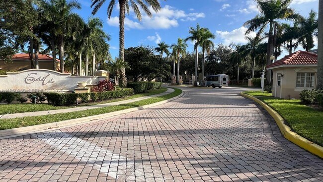 Building Photo - 4041 San Marino Blvd