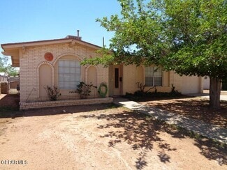 Building Photo - 4928 Crenshaw Dr