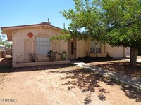 Building Photo - 4928 Crenshaw Dr