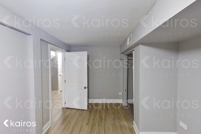 Building Photo - 8622 S Justine St