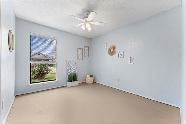Building Photo - 6573 Ridglea Dr