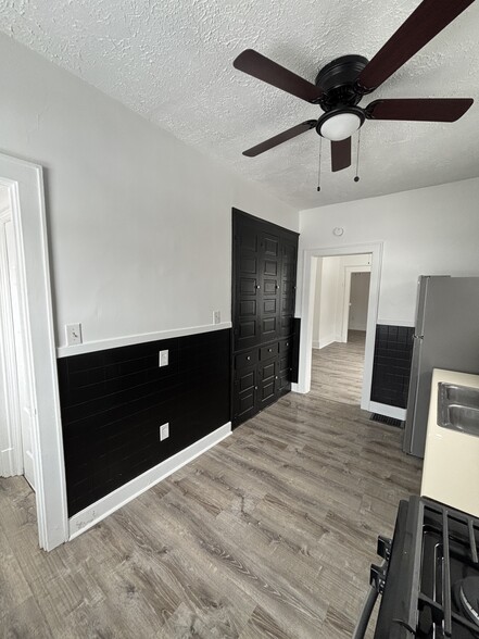 Kitchen - 504 W 29th St