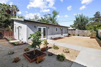 Building Photo - 6652 Palm Ave