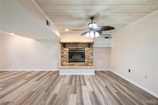 Building Photo - 6 Sandwedge Dr