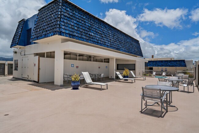 Building Photo - Remodeled One Bedroom One Bath at Villa on...