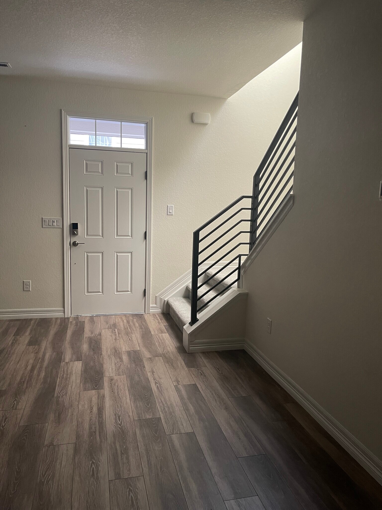 Building Photo - 16828 E 119th Ave