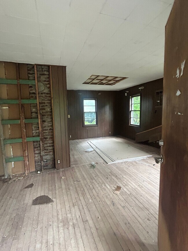 Building Photo - 17 Cahokia St