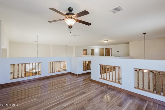 Building Photo - 3733 Tierra Campa Dr