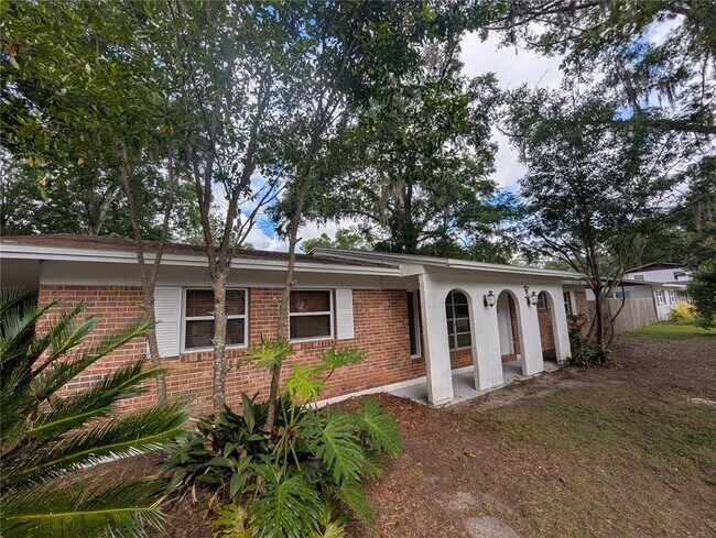 Building Photo - 1714 NW 38th St