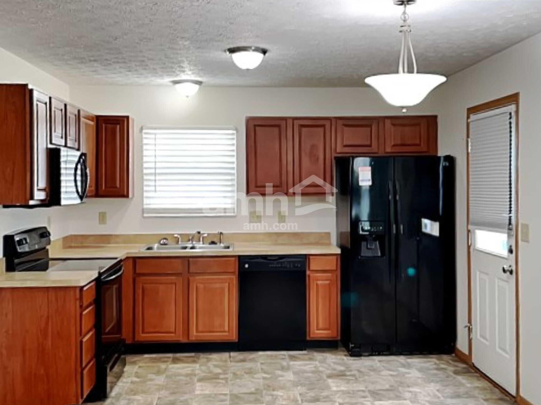 Building Photo - 3852 Winding Twig Dr