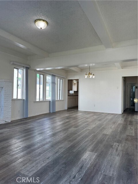 Primary Photo - 1538 W 51st Pl