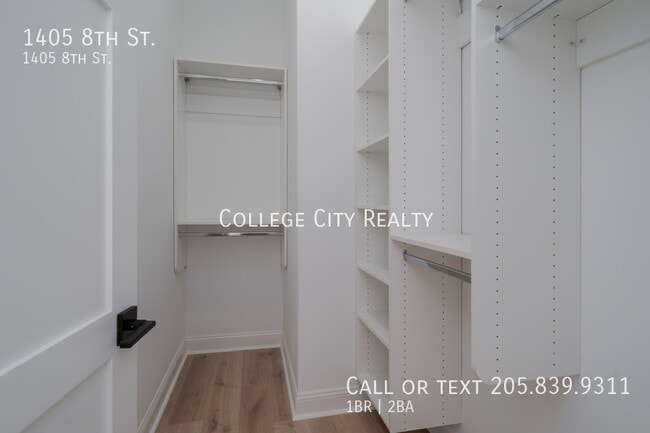 Building Photo - 1405 8th St