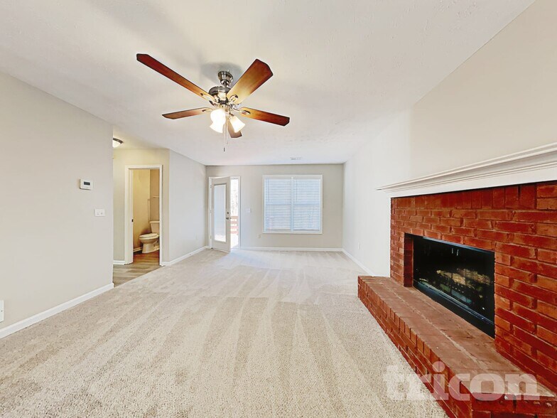 Building Photo - 1417 Stream Walk