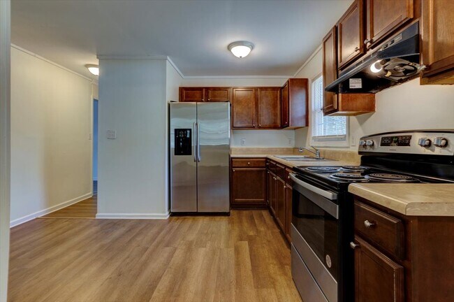 Building Photo - 2600 Revolution Pk Dr
