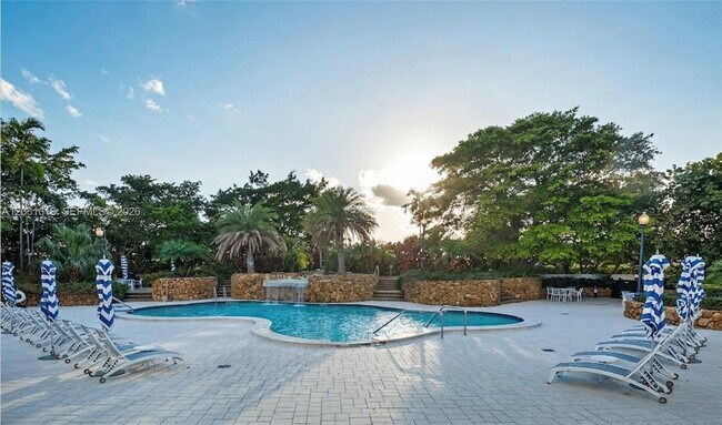 Building Photo - 4000 Towerside Terrace