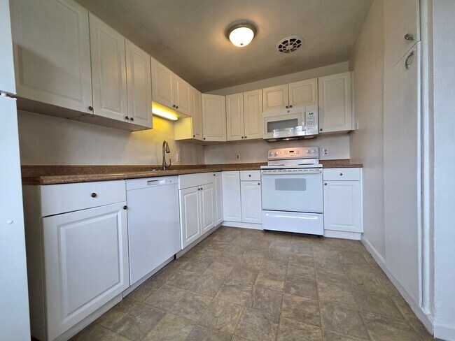 Building Photo - 8801 Commercial St SW