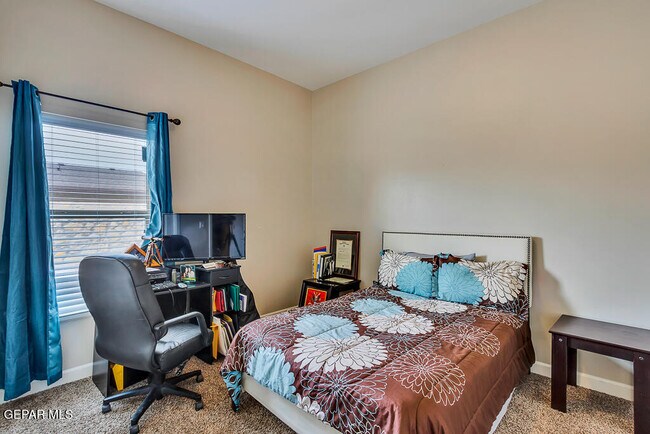Building Photo - 14677 Rockbridge