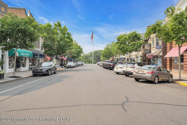 Building Photo - 308 Morris Ave