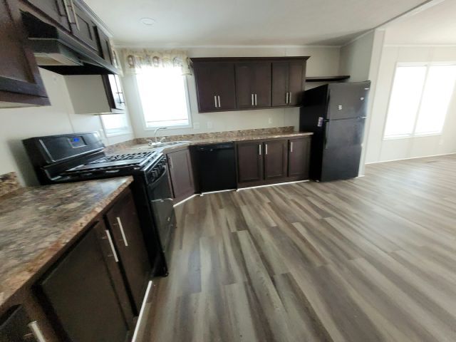 Building Photo - 11402 4th St NE