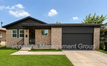 Building Photo - 906 N Atlanta St