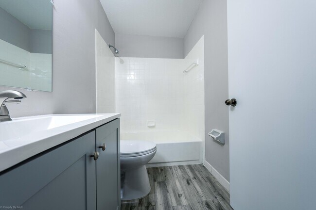 Building Photo - 3401 NW 44th St