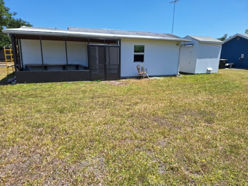 Building Photo - 5439 Kenwood Dr