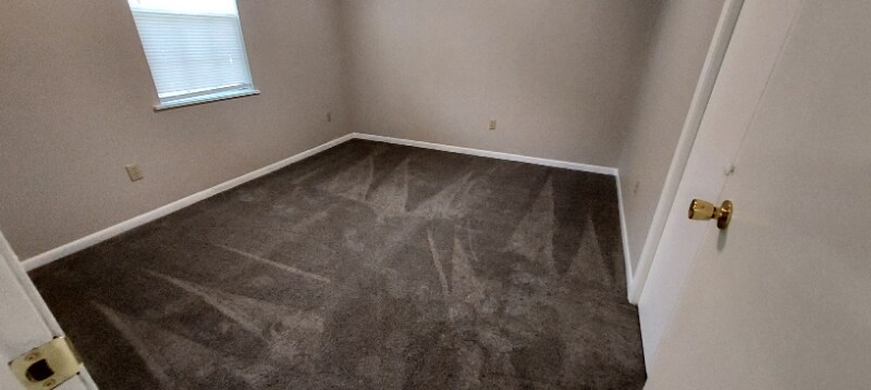 Building Photo - 209 Hazel Dr