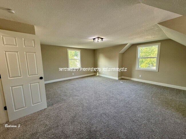 Building Photo - Beautifully Remodeled 4 Bedroom, 3 Bath Home