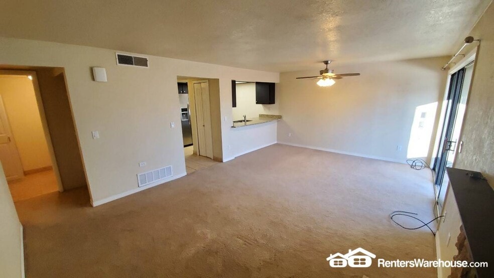 Building Photo - 14120 E Temple Dr