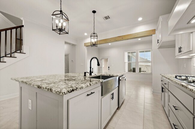 Building Photo - Home for Lease