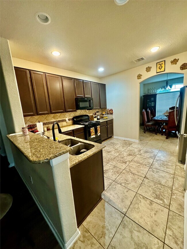 Building Photo - 2307 Cloudy Bay Dr