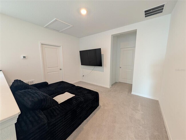 Building Photo - 3385 Lapis Lk Dr