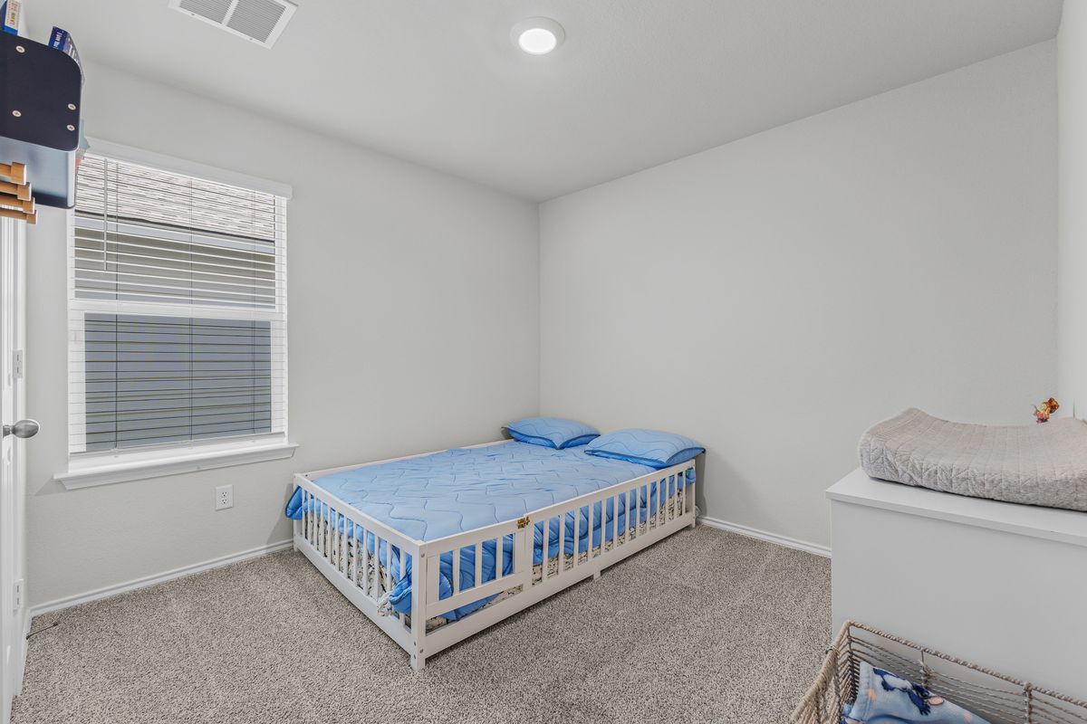 Building Photo - 4011 Baerlon Cv