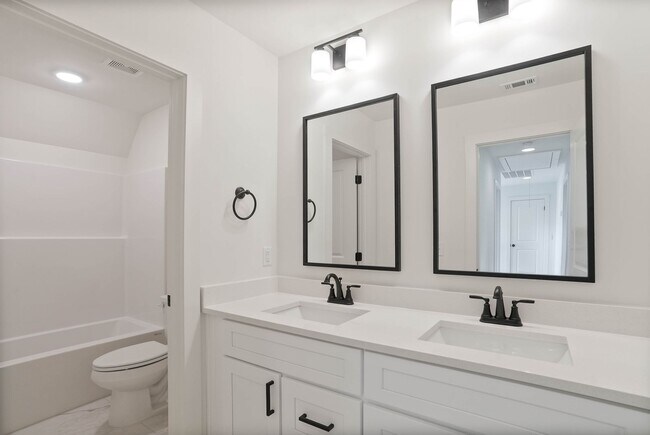 Building Photo - Designer Home zoned for Pike Road Schools!