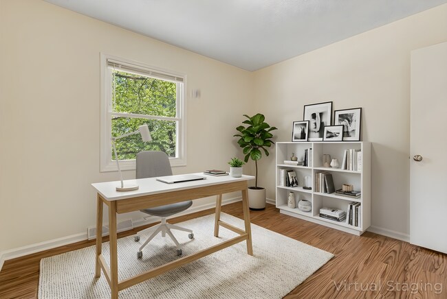 Building Photo - Lovely, Remodeled 3-Bedroom Home in West Asheville with Fenced-In Yard (6 or 12 Month Lease Options)