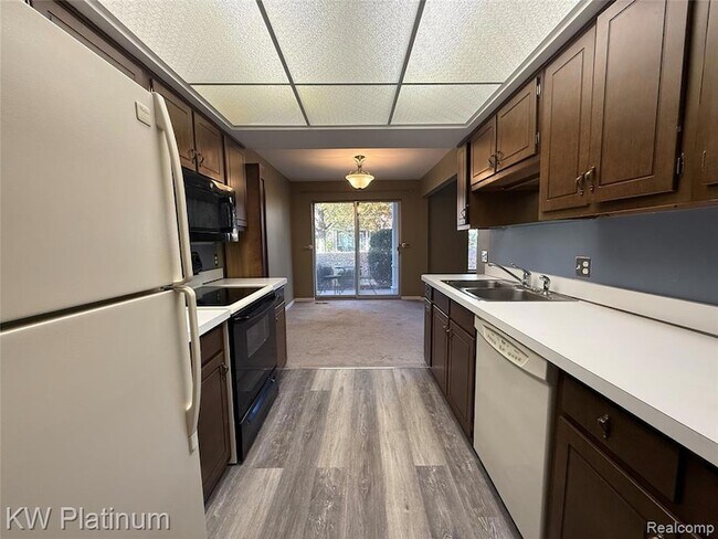 Building Photo - 16870 Edloytom Way