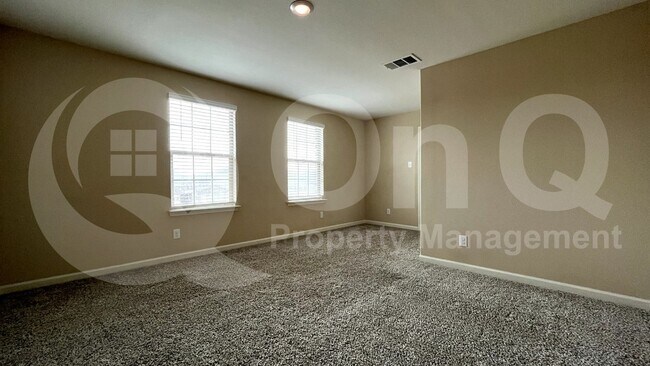 Building Photo - 274 Moonstone Way