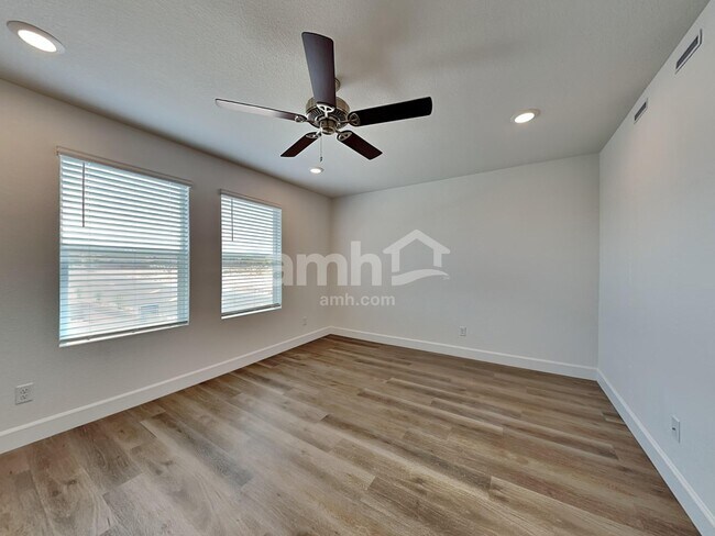 Building Photo - 6495 Aspen Mountain Ave