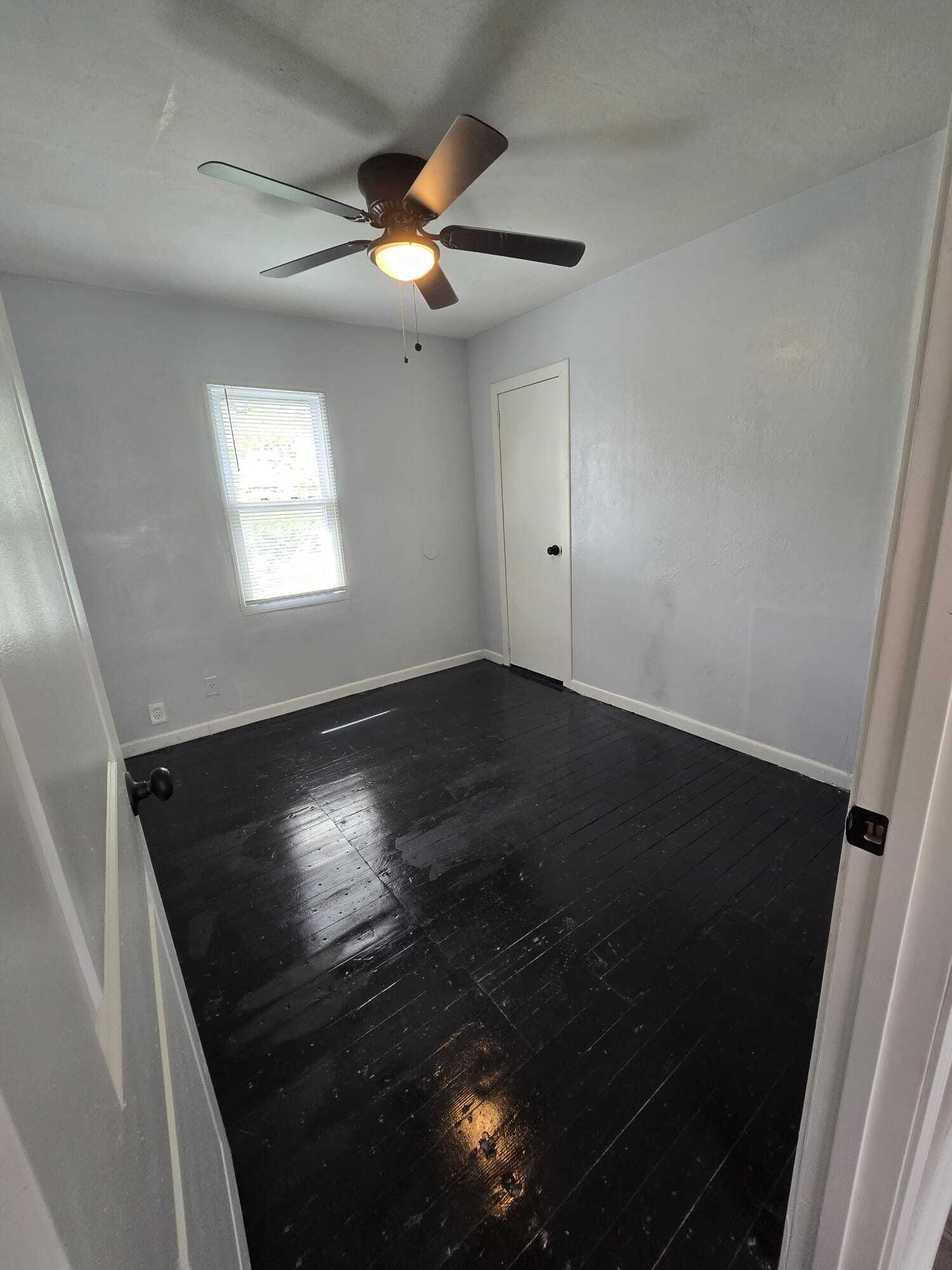 Building Photo - 1135 Canaan Ave