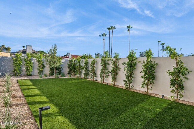 Building Photo - 6306 N 10th Dr