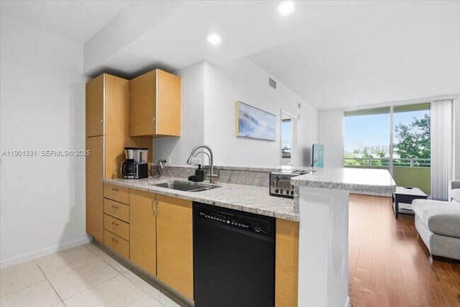 Building Photo - 18800 NE 29th Ave