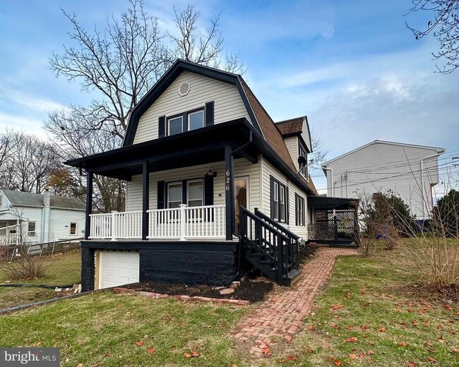 Building Photo - 626 Maryland Ave