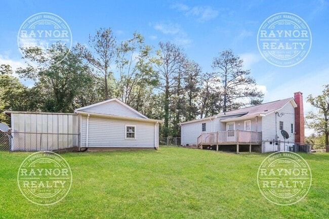 Building Photo - 2045 NC-561