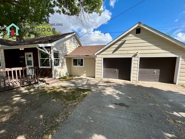 Building Photo - Spacious 3 Bed, 1 Bath Home – Pet Friendly...